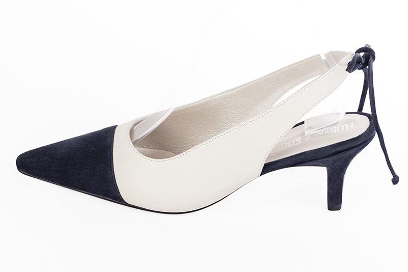 Chaussure femme brides bleu marine et blanc pur Bout pointu